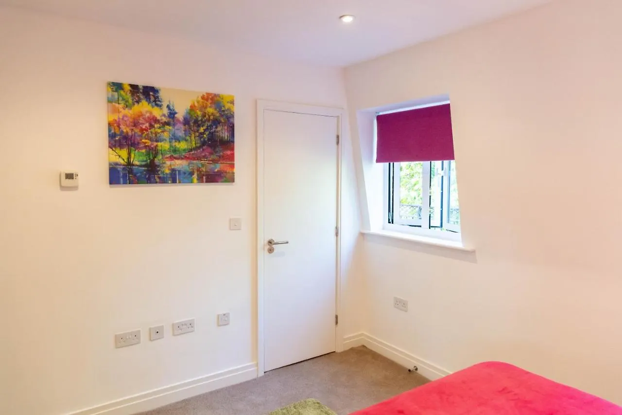 Penthouse 5 Mins Walk To City Centre & Colleges With Terrace & Sleeps 6 Cambridge 0*,