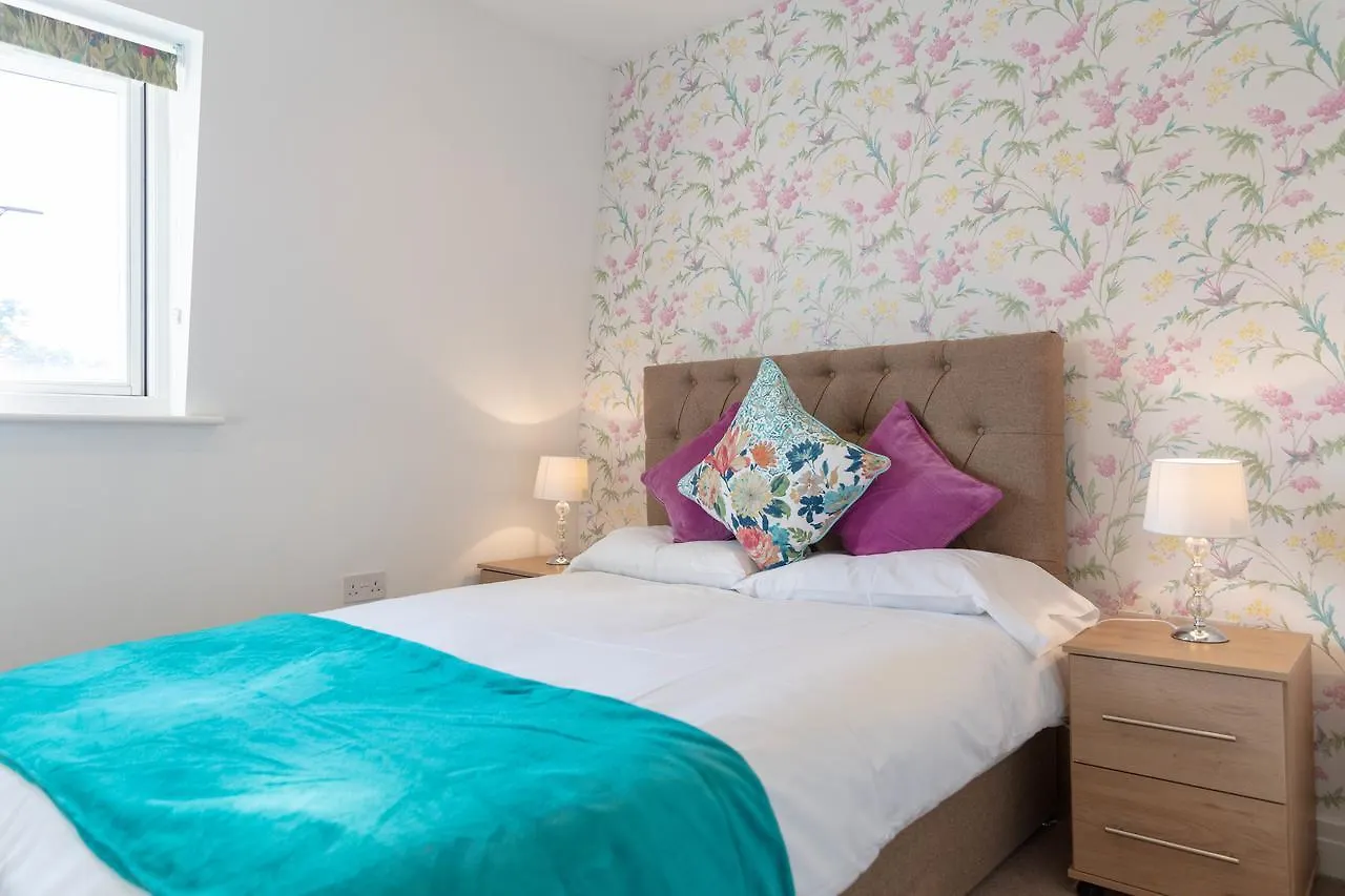 Penthouse 5 Mins Walk To City Centre & Colleges With Terrace & Sleeps 6 Cambridge Appartement