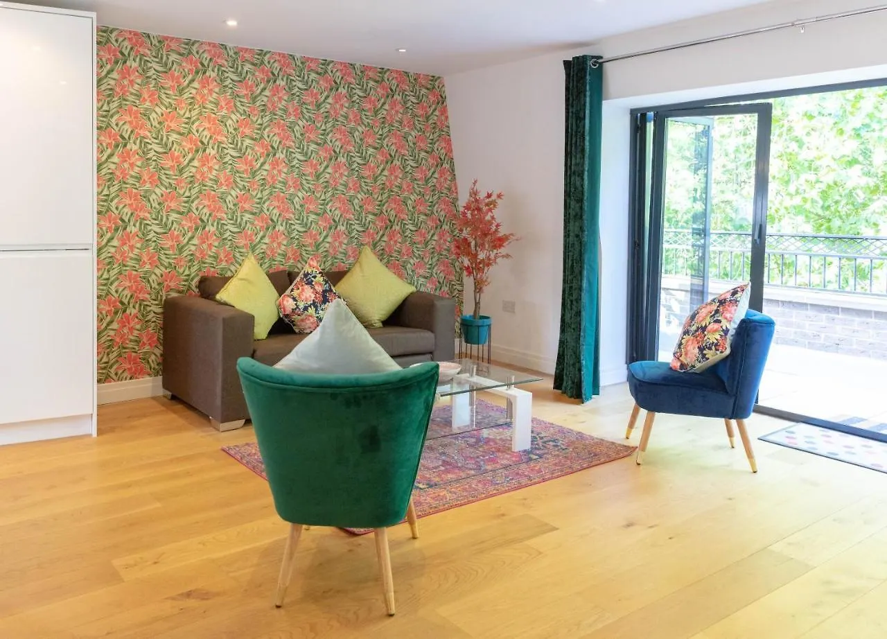 Appartement Penthouse 5 Mins Walk To City Centre & Colleges With Terrace & Sleeps 6 Cambridge