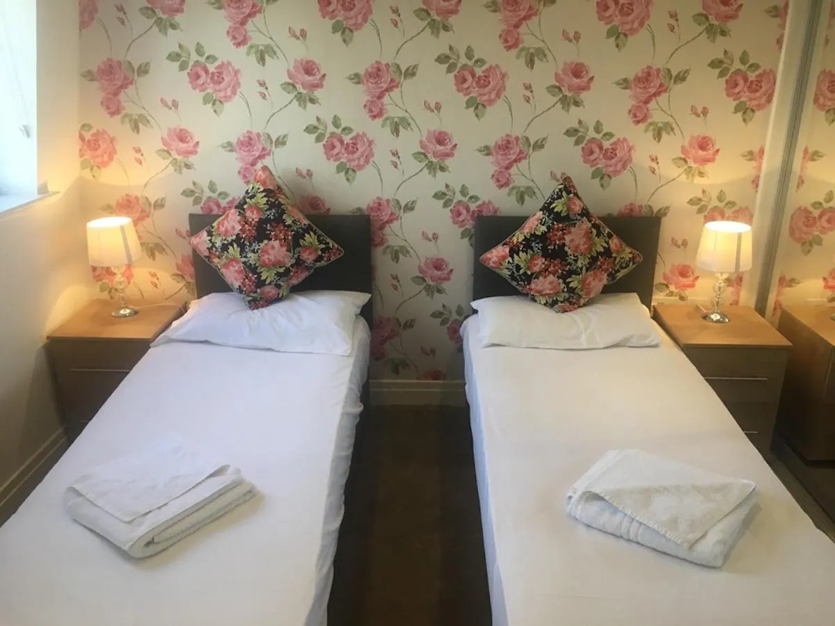Penthouse 5 Mins Walk To City Centre & Colleges With Terrace & Sleeps 6 Cambridge