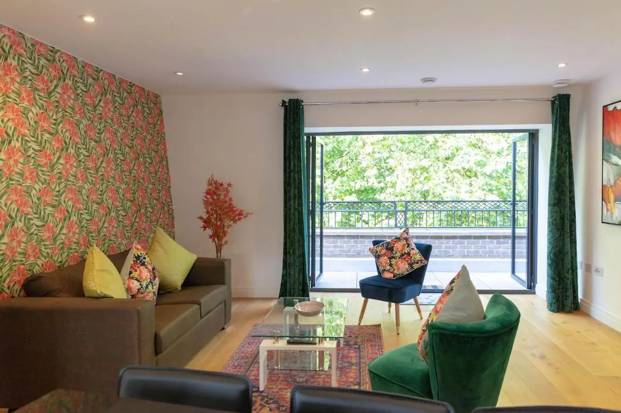 Lägenhet Penthouse 5 Mins Walk To City Centre & Colleges With Terrace & Sleeps 6 Cambridge